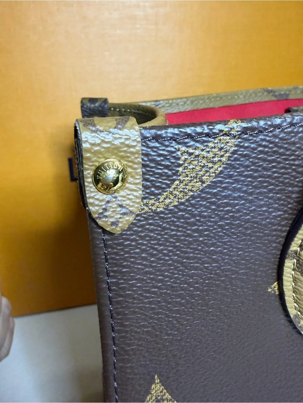 Louis Vuitton OnTheGo PM in Monogram (style ref: M46373)
